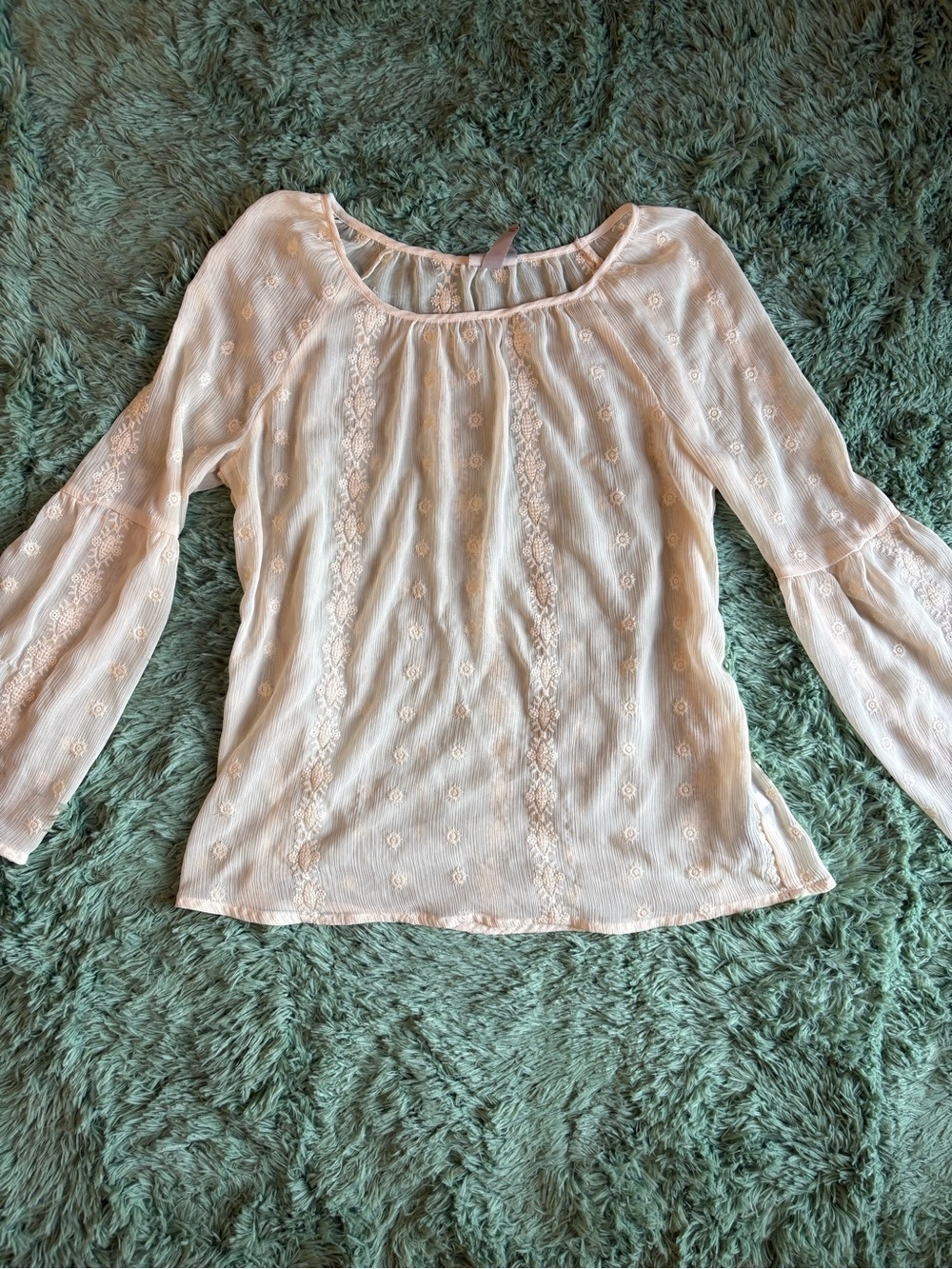 Vintage Knox Rose Cream Lace-Trim Bell-Sleeve Blouse